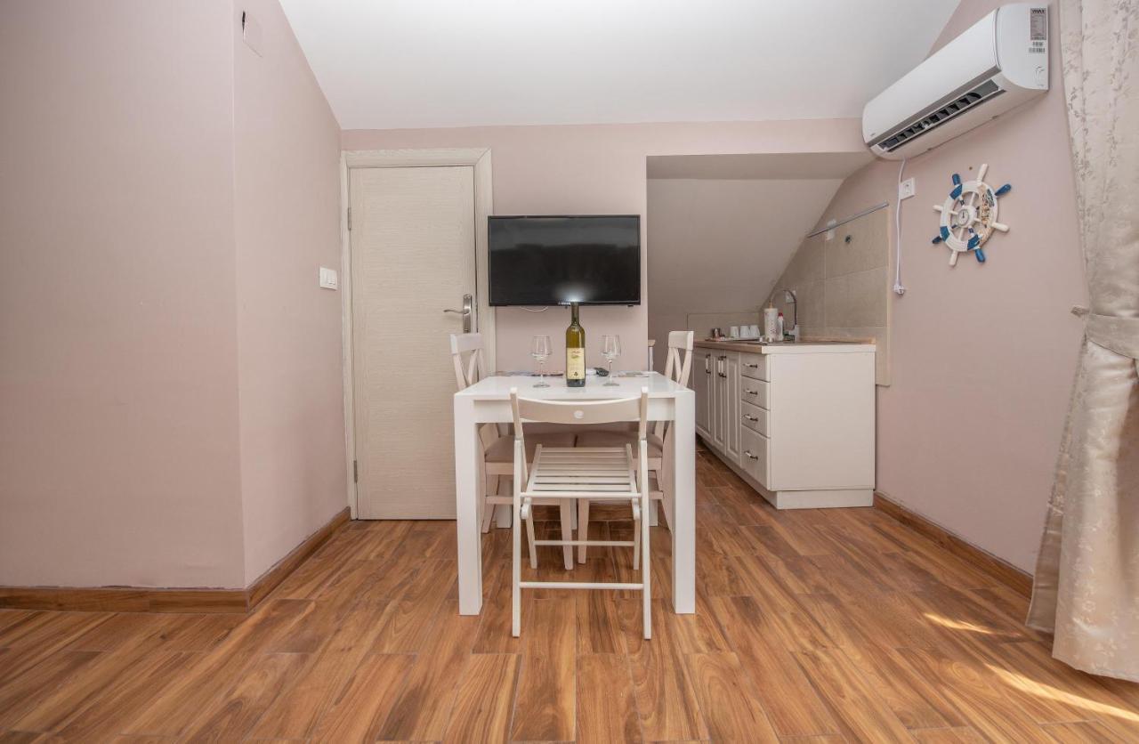 Ioannis Apartments Tivat Exterior foto